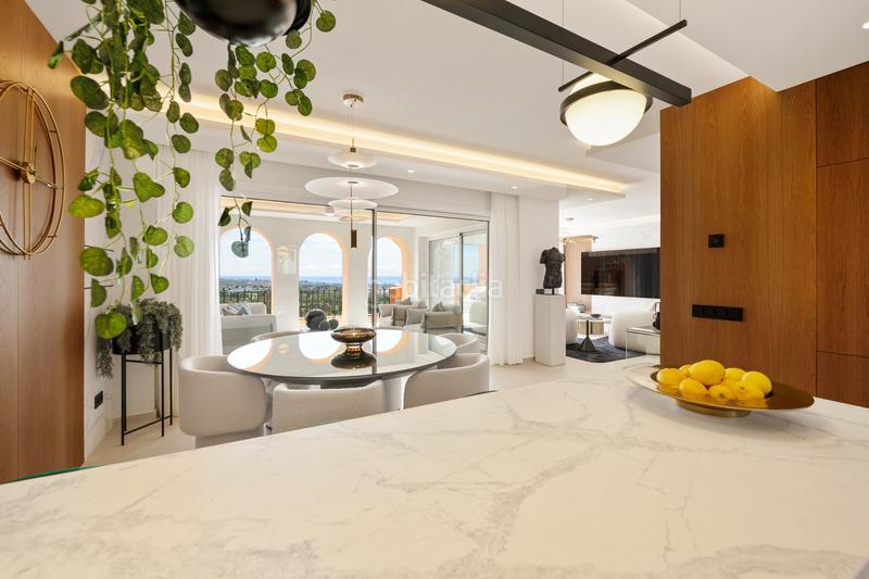 Foto 435bb639-cbf7-4542-8139-05d6cc84935f. Ático exquisito ático dúplex en nueva andalucía una obra maestra de lujo en Marbella