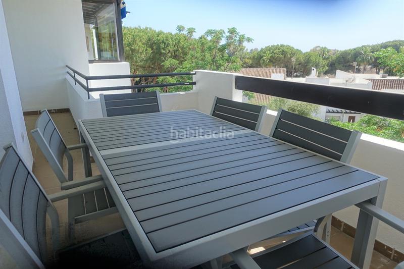 Foto 0ae6c4ff-3d59-4141-9a47-b0bd9ad82d39. Miete appartement mit parking pool in Puerto Banús Marbella