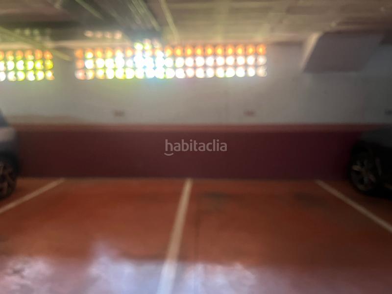 Foto 185ef0ac-0960-4286-b1ed-65849e12ec95. Location attique avec parking piscine dans Puerto Banús Marbella