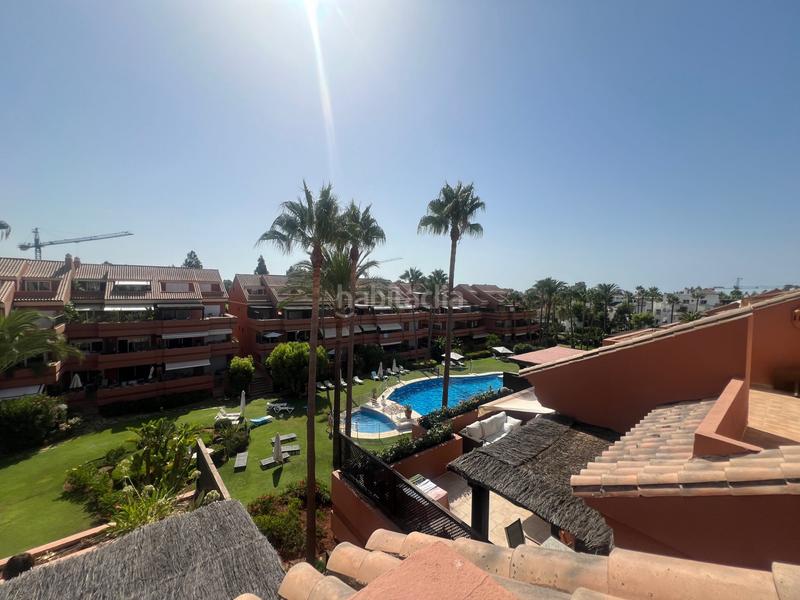 Foto 20fa2285-ff48-44e4-9c4e-838a672a718f. Location attique avec parking piscine dans Puerto Banús Marbella