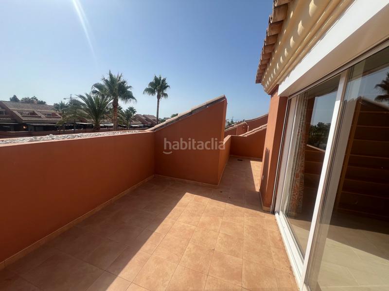 Foto e2493baa-393c-4503-b9c3-b97c0fd33f4c. Location attique avec parking piscine dans Puerto Banús Marbella