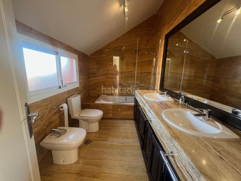 Foto b7c4cf9c-da4b-460c-a987-9d07ec3f7218. Miete dachwohnung mit parking pool in Puerto Banús Marbella