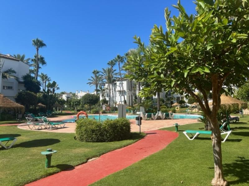Foto dbba3ea2-4c7d-4a98-b2d7-269641457a80. Location appartement avec parking piscine dans Villacana - Costalita - Saladillo Estepona