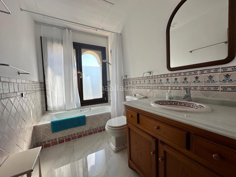 Foto de2c8fa9-43a5-41de-a0d0-5d0a8db62d8a. Casa en Nueva Alcántara Marbella