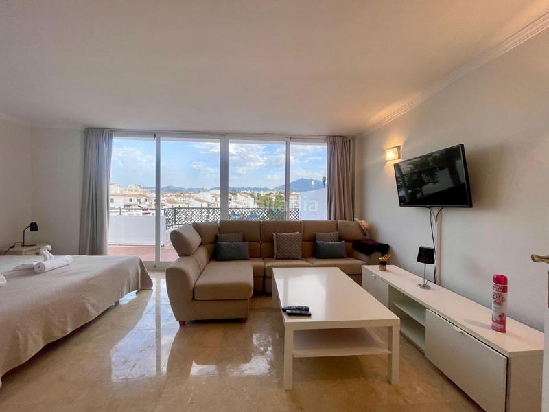 Foto 3a1ace6d-1b62-483a-8901-f7fdf0e1d30b. Ático encantador ático dúplex en el corazón de Puerto Banús en Marbella