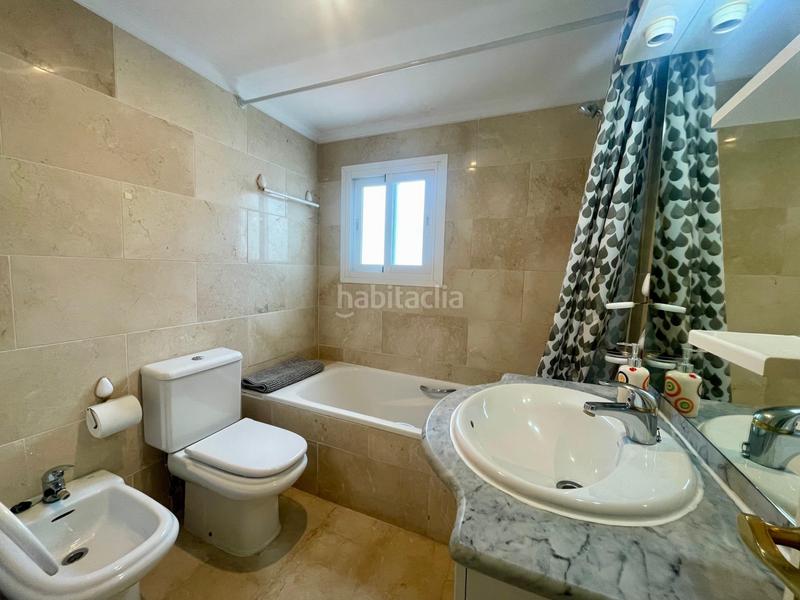 Foto 84a270e7-4560-400f-94c1-1750e45eaa54. Ático encantador ático dúplex en el corazón de Puerto Banús en Marbella