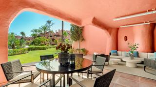 Rez-de-chaussée à Sotoserena. Apartamento de lujo en planta baja totalmente renovado con vista