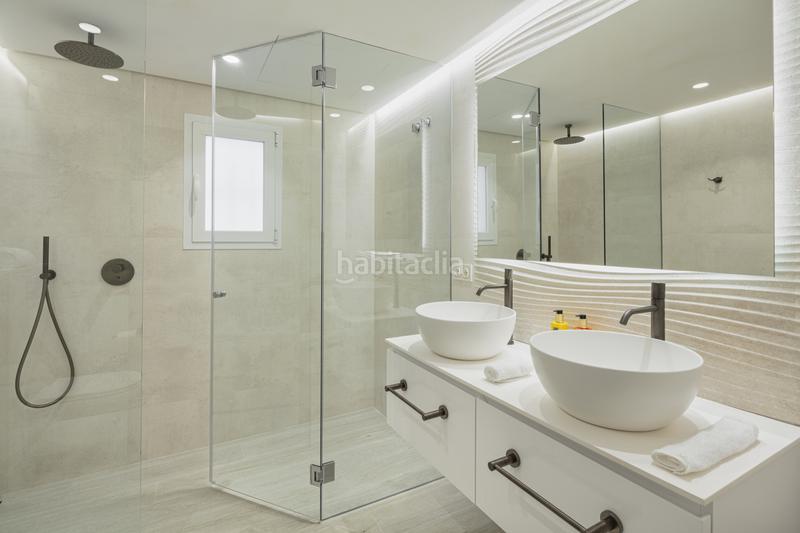 Foto 0d59f6a6-4776-463a-adf4-35659e46e314. Apartamento exquisito apartamento en planta baja en Puente Romano resort en Marbella