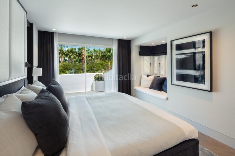 Foto 8ca32021-017c-4406-9844-a10d2188dcf9. Àtic amb aparcament piscina a Puente Romano Marbella