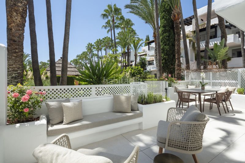 Foto b3941e83-8d18-4dfc-9190-d32fe6913c02. Planta baixa amb aparcament piscina a Puente Romano Marbella