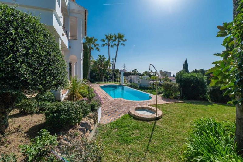 Foto 40150d38-f02f-46d7-b50b-ac4c1d63e05a. Maison avec piscine dans Río Real Marbella