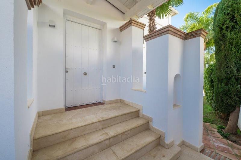 Foto 8d37120d-1b91-43cd-aae5-b2c3dc52132a. Maison avec piscine dans Río Real Marbella