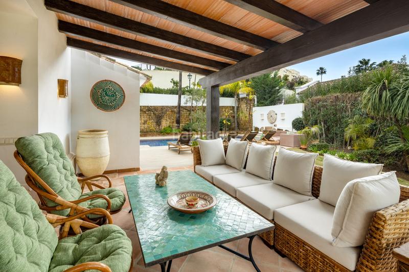 Foto 26d24236-daa1-4124-8f92-f2ce26a63764. Casa con parcheggio piscina in La Quinta Benahavís