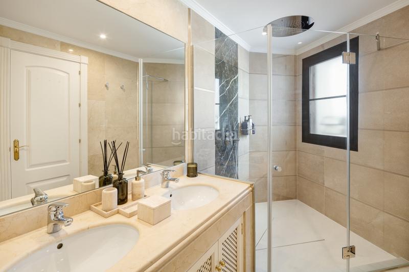 Foto 5be3b325-320e-42fe-ae94-803567867e44. Casa con parcheggio piscina in La Quinta Benahavís