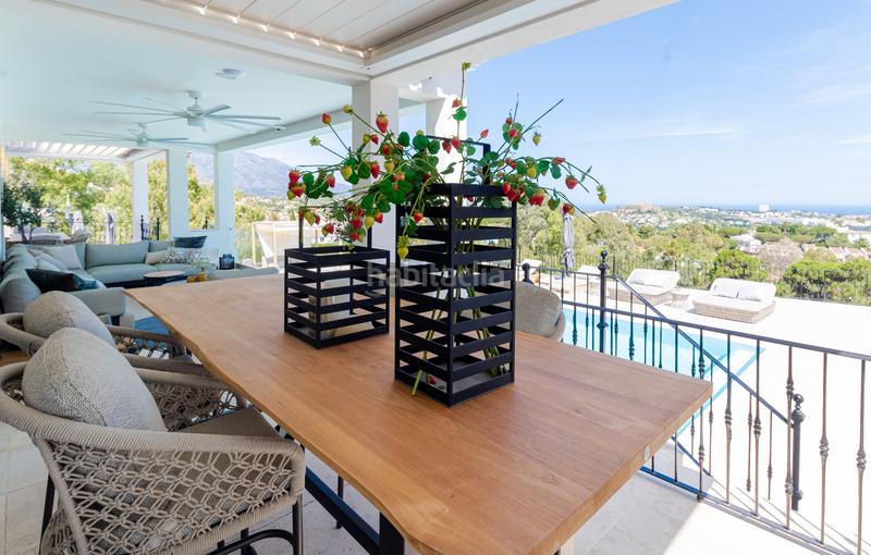 Foto 5e0c7216-404e-4968-84cd-8f8dae021080. Casa amb aparcament piscina a La Quinta Benahavís