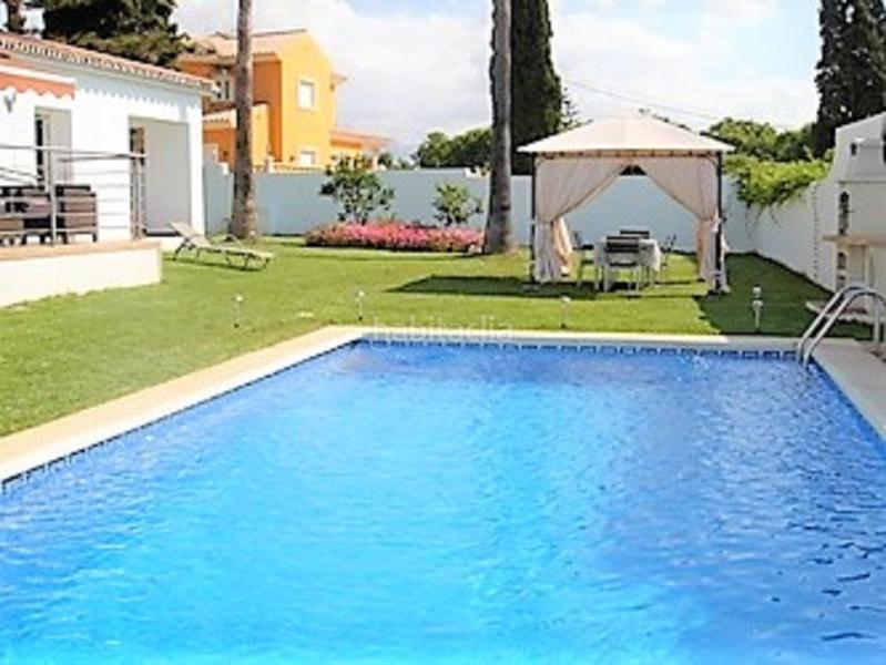 Foto e0896ca1-f2dc-45d3-8440-50381b3cd9de. Location maison avec parking piscine dans San Pedro de Alcántara Pueblo Marbella