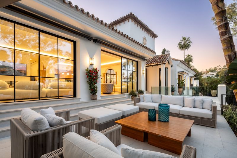 Foto 2e139c80-f4e1-41c1-81e2-1e7bf3fe69da. Casa amb aparcament piscina a La Quinta Benahavís