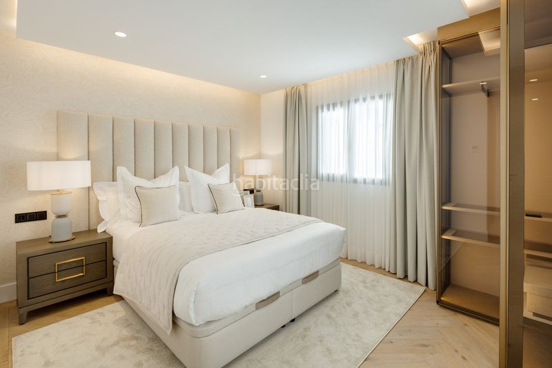 Foto bf4edc85-e26c-4264-87cf-862db6b05ae9. Casa amb aparcament piscina a La Quinta Benahavís