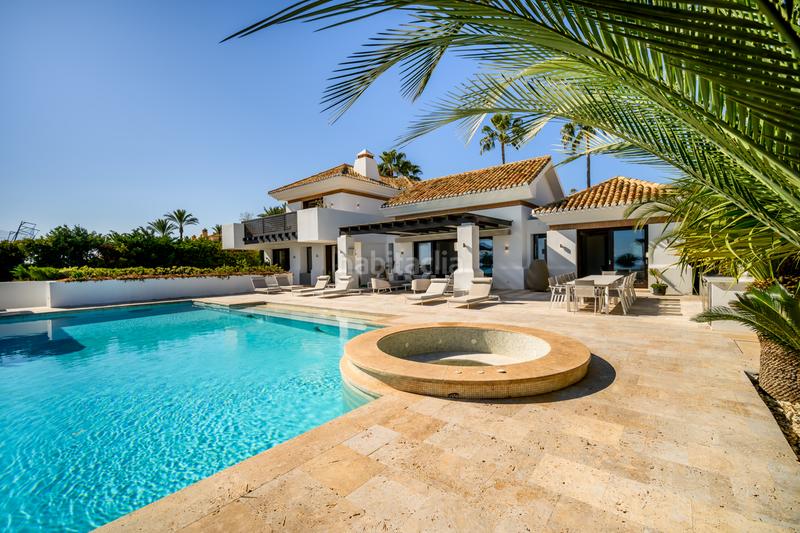 Foto f77e7383-6483-4cf9-9731-4aad76a9b165. House with parking pool in Los Flamingos Benahavís
