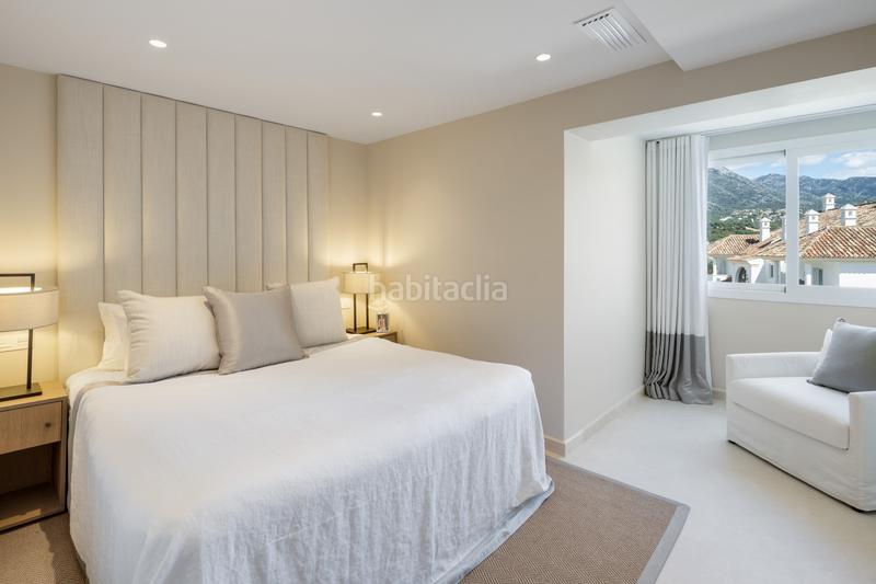 Foto e5c4daf3-8285-47d6-8330-d0b4c7d3576b. Dachwohnung mit parking pool in lomas de Marbella club Marbella