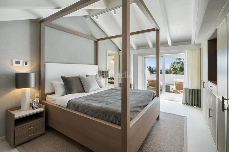 Foto 8fe76dca-b269-4103-a533-815c12d48b89. Attique avec parking piscine dans lomas de Marbella club Marbella