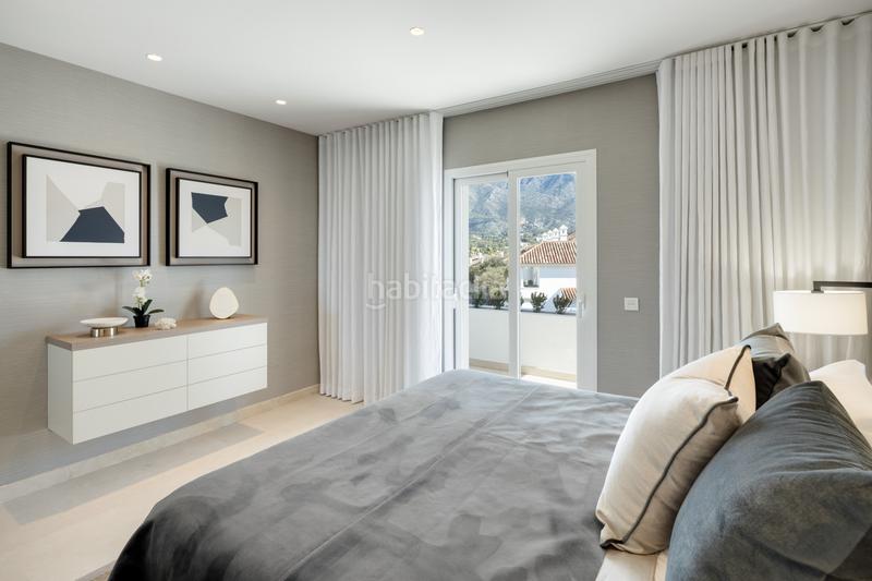 Foto d9e24652-f576-433b-a5b3-12a2f16761b9. Attique avec parking piscine dans lomas de Marbella club Marbella