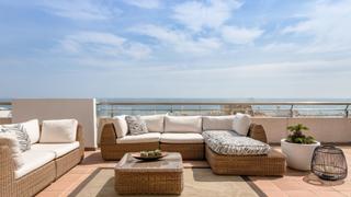 Àtic a Puerto Banús. Lujoso ático de 3 dormitorios en venta en puerto banús
