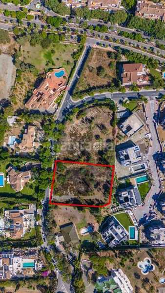 Foto 731eead1-5b5d-408b-a442-d5d1291f8d6f. Terreny residencial a La Dama de Noche - La Alzambra Marbella