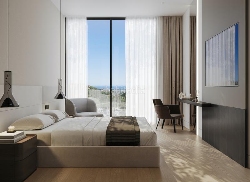 Foto 01e26adf-438f-4be4-99b0-a9927836f277. Haus mit parking pool in Sierra Blanca Marbella