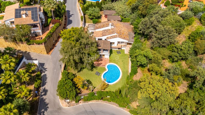 Foto 93b74c8a-3599-48df-9f34-61a2b7c7d6ee. Casa amb aparcament piscina a El Rosario - Ricmar Marbella