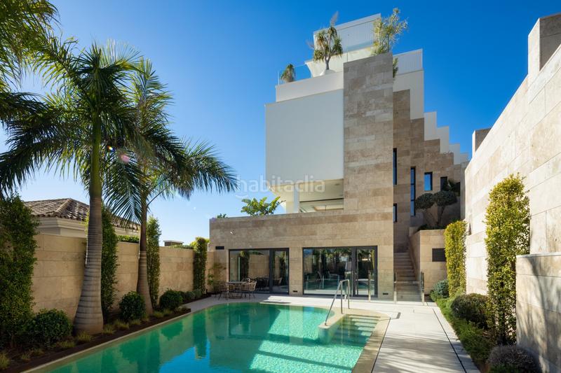 Foto a704d9c2-878b-499e-9a43-73e0f471aaf8. Planta baja exquisito apartamento en planta baja en La Quinta con impresionante terraza en Benahavís