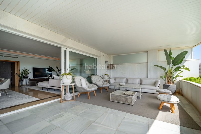 Foto a5fdbe58-f98b-4695-9ed9-8a97b3475623. Apartament amb aparcament a Puerto Banús Marbella