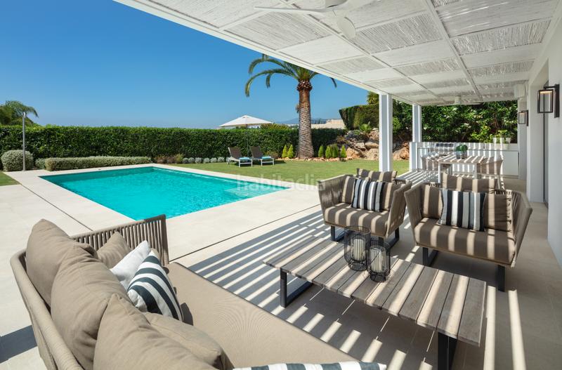 Foto 6167a15a-f2f6-4d3e-87dd-0d50d2fd870a. Casa villa andaluza moderna cerca del club de golf Los Naranjos en Marbella