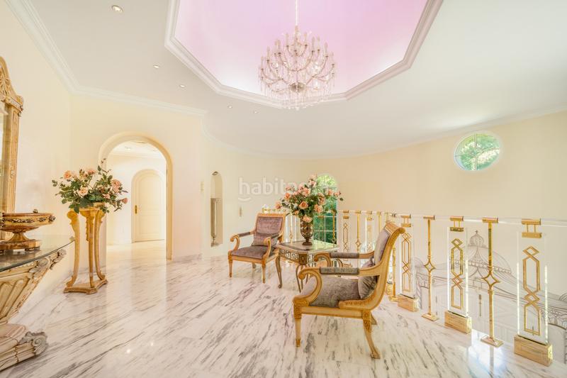 Foto 6ee60c78-de61-48fa-8fb2-8105bc3d100b. Maison avec chauffage parking piscine dans Sierra Blanca Marbella