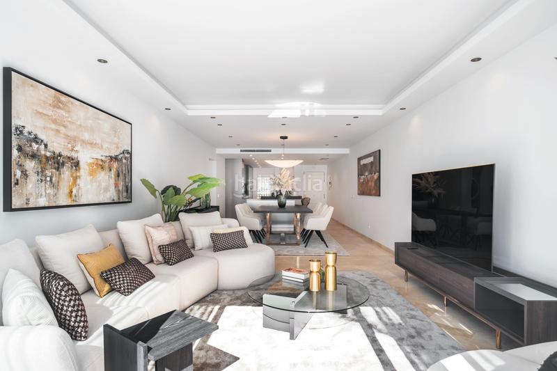 Foto 63dd4541-b872-4423-a7e7-d50b055663ac. Attico con parcheggio piscina in Puerto Banús Marbella