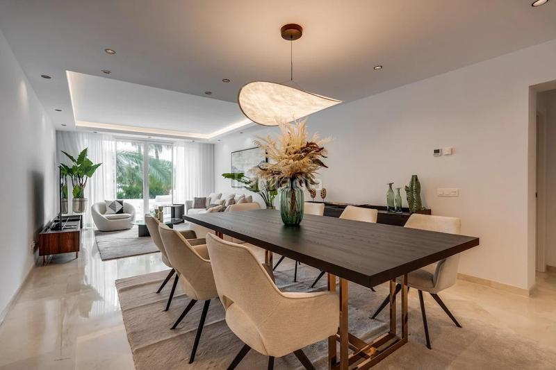 Foto 783bd185-5bbf-423f-a350-57b9a8d028cb. Attico con parcheggio piscina in Puerto Banús Marbella