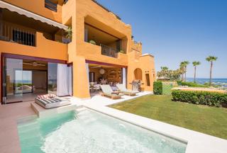 Rez-de-chaussée à Zona de Punta Plata. Apartamento de lujo frente al mar en venta en la nueva milla de