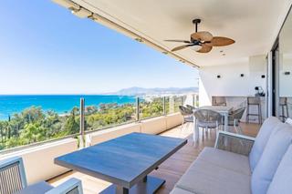Appartement à Río Real. Apartamento costero en venta en la prestigiosa torre real de mar