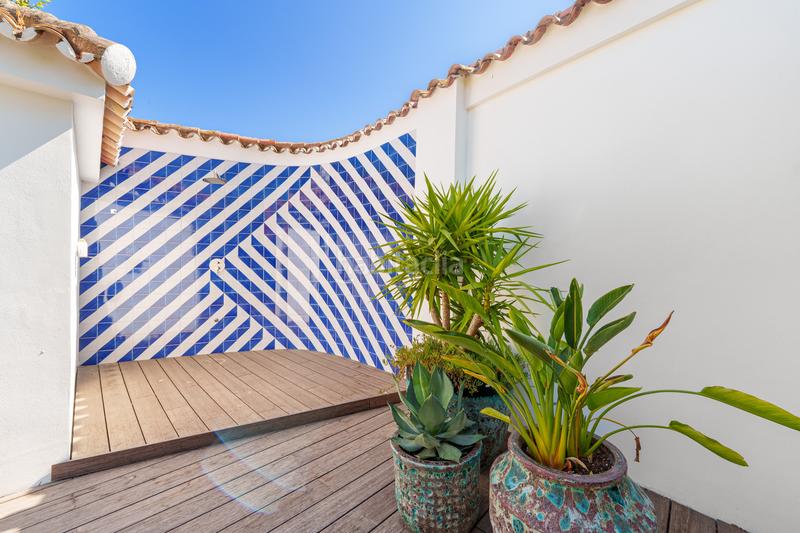 Foto 13818253-de4e-46fe-982f-9988e1643da0. Casa con parcheggio piscina in Puerto Banús Marbella