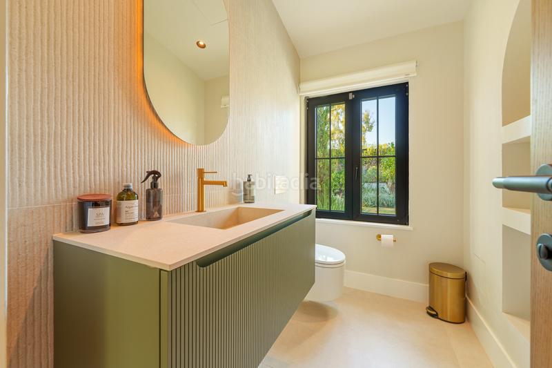 Foto e6de0950-091d-476c-a347-77ce2b873781. Casa con parcheggio piscina in Puerto Banús Marbella