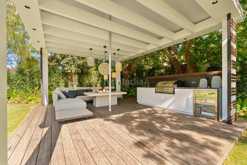 Foto fd15b359-2bf1-458c-85e2-66c59330a6f3. Casa con parcheggio piscina in Puerto Banús Marbella