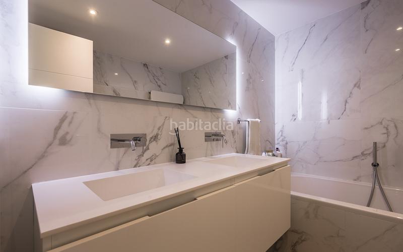 Foto e6737100-7e64-4f1f-9aec-0ba9eb1f81c0. Attico con parcheggio piscina in San Pedro de Alcántara Pueblo Marbella