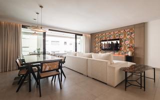 Attique à San Pedro de Alcántara Pueblo. Ático con solarium y vistas panorámicas en venta en san pedro de