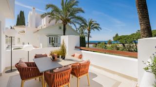 Appartement à Río Real. Excepcional apartamento frente al mar en venta en los monteros p