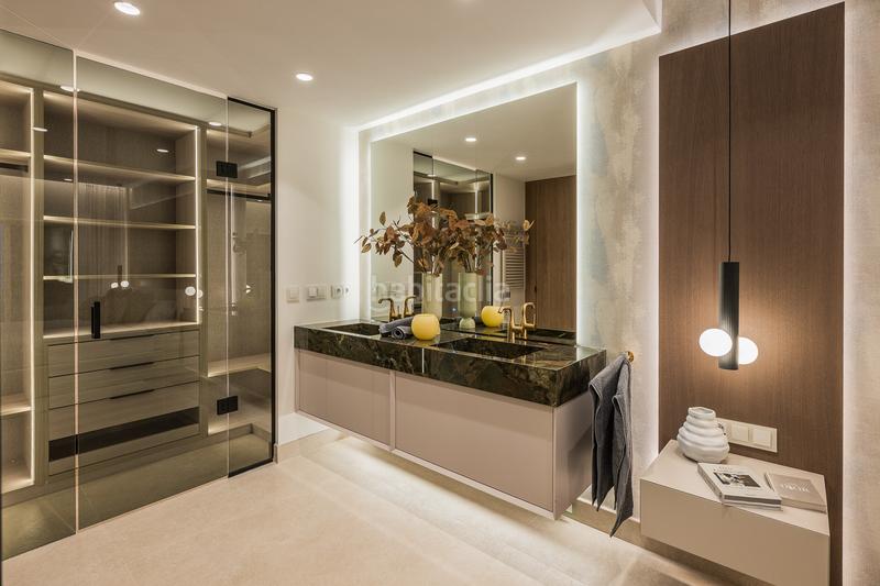 Foto afd0296f-2c7c-4487-a261-1373f1a6794f. Apartamento  totalmente renovado con vistas panorámicas y diseño contemporáneo en Estepona