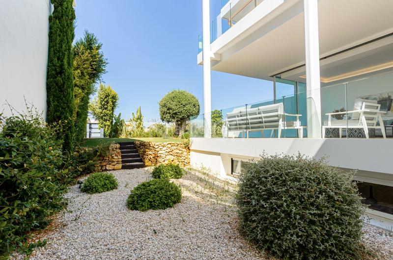 Foto 4cce7169-5beb-4b5b-9795-df56f944de3a. Maison avec parking piscine dans Valdeolletas - Las Cancelas - Xarblanca Marbella