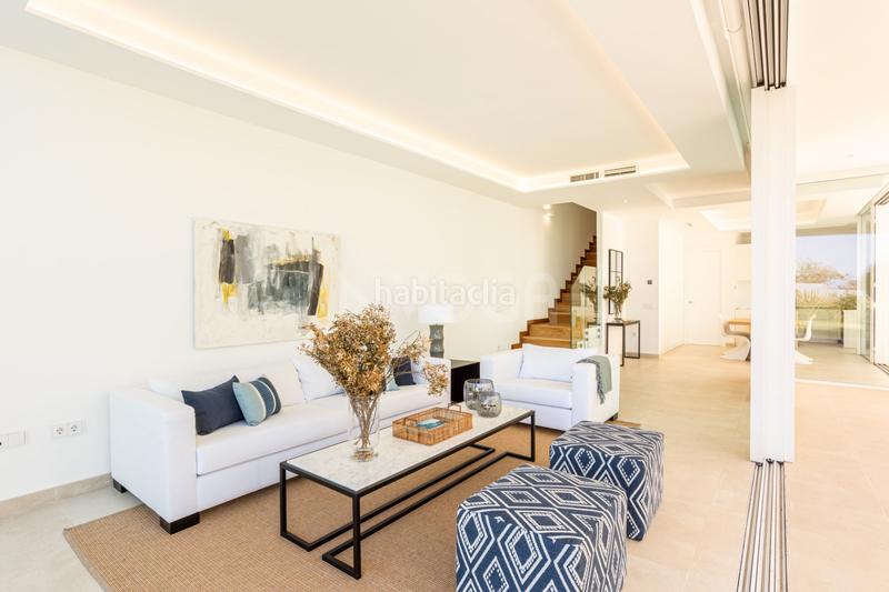 Foto 823f847e-50af-4ac8-a127-07f314e0a046. Maison avec parking piscine dans Valdeolletas - Las Cancelas - Xarblanca Marbella