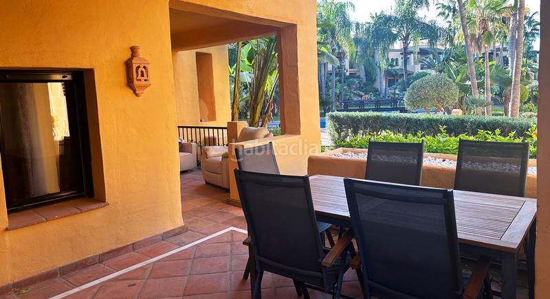 Foto 0388e807-1221-442f-be6f-244c1e9926fb. Piano terra con piscina in Nueva Atalaya Estepona