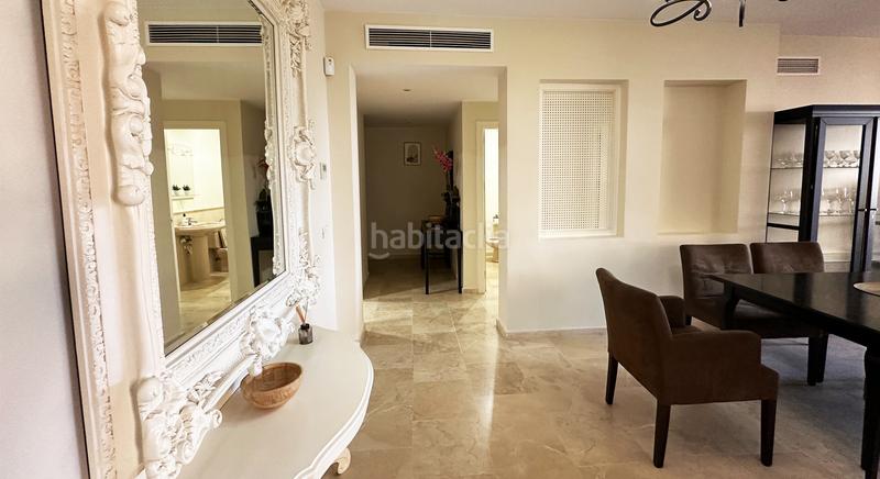 Foto 734df23a-b1bd-475c-be44-874d302bc2ed. Piano terra con piscina in Nueva Atalaya Estepona