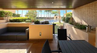 Erdgeschoss in Zona de Punta Plata. Frontline beach apartment for sale in bahia de la plata, estepon